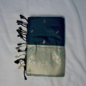 A PREMIUM CHECKS PATTU SAREE